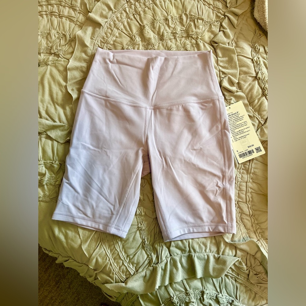 Lululemon align HR biker short 8 inch size 6 in lavender never worn